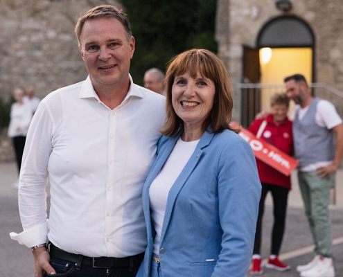 Andi Babler mit Silvia Drechsler bei der Herz + Hirn Tour in Perchtoldsdorf